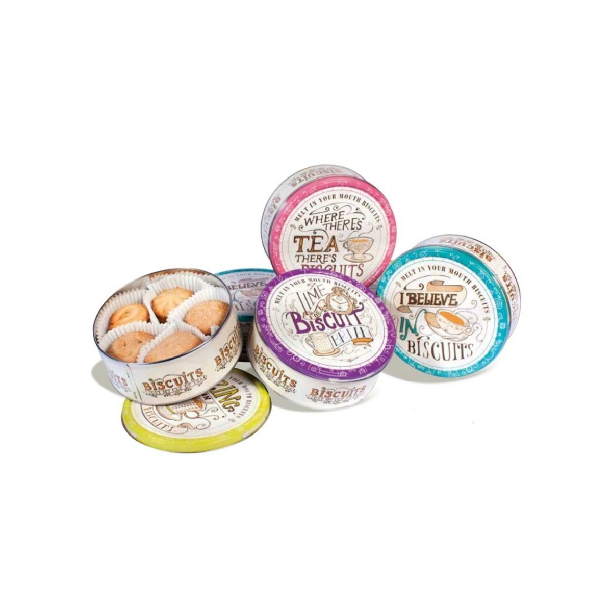 Amaretto fatto a mano con pasta di mandorle, zucchero, bianco d'uovo, mandorle dolci e armelline e aggiunta di gocce di cubetti di arancia candita. SENZA GLUTINE (13)