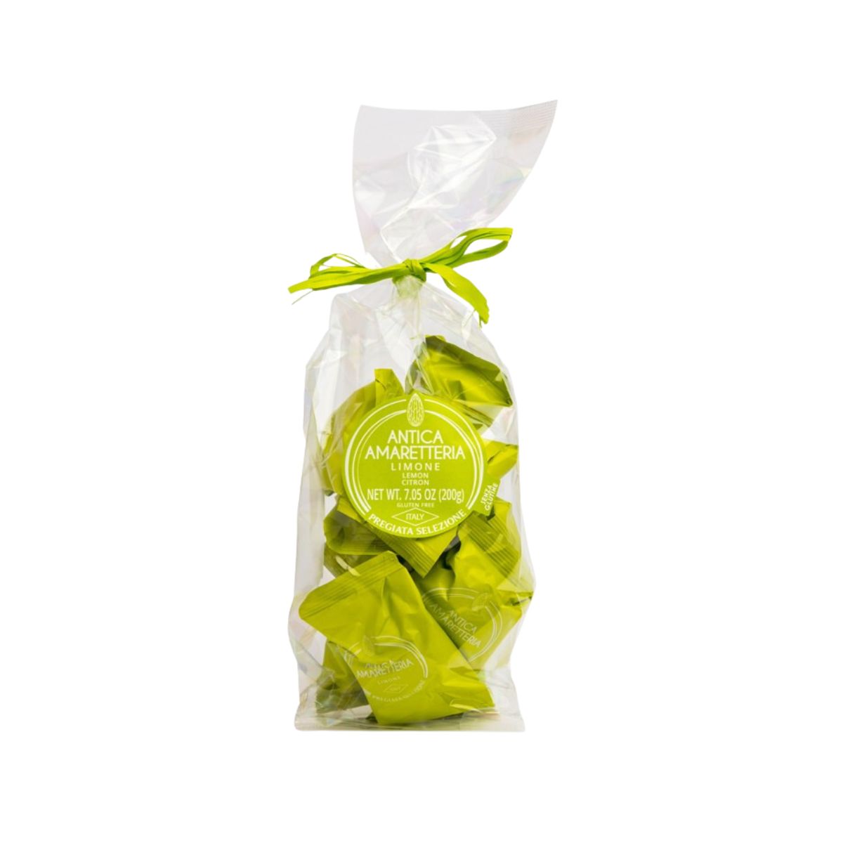 Amaretto fatto a mano con pasta di mandorle, zucchero, bianco d'uovo, mandorle dolci e armelline e aggiunta di gocce di cubetti di arancia candita. SENZA GLUTINE (4)